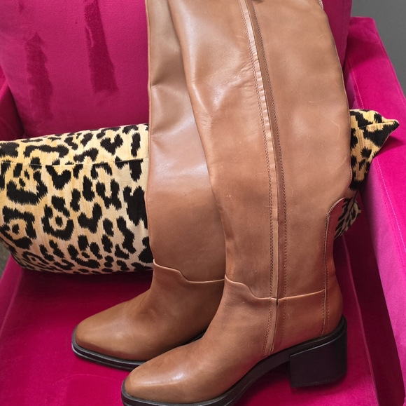 Vince Camuto, Over the knee boots, size 9.5 - Picture 4 of 4